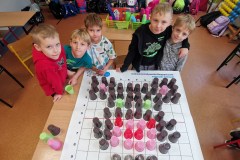 4